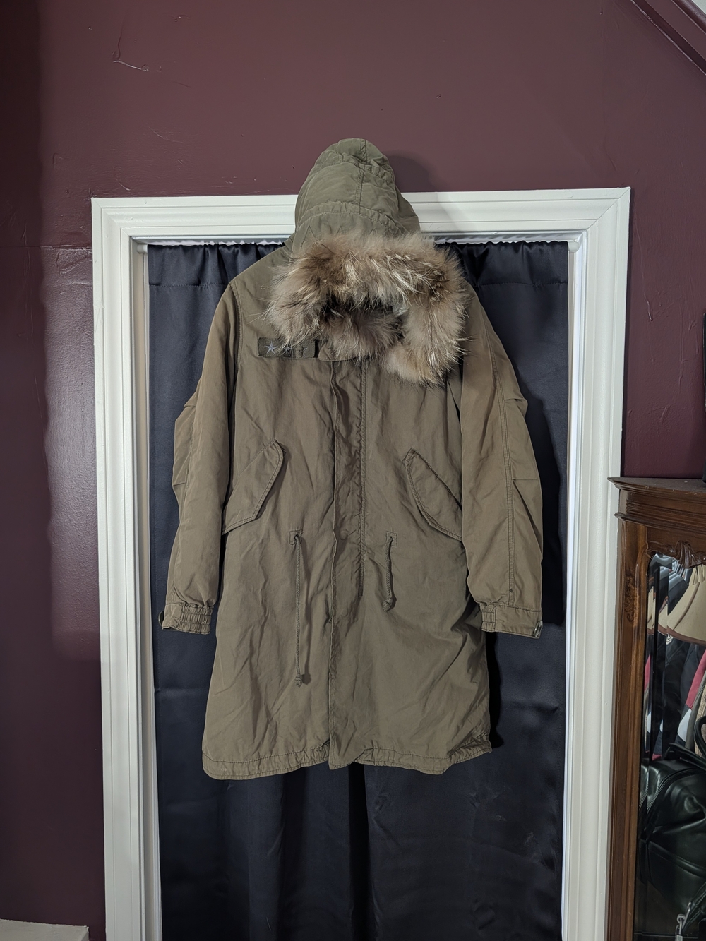 Avirex 28-A6755 Olive Green Military Parka with Real Fur Trimmed Hood & Liner M